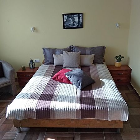 Yellow Apartmanhaz Bük 外观 照片