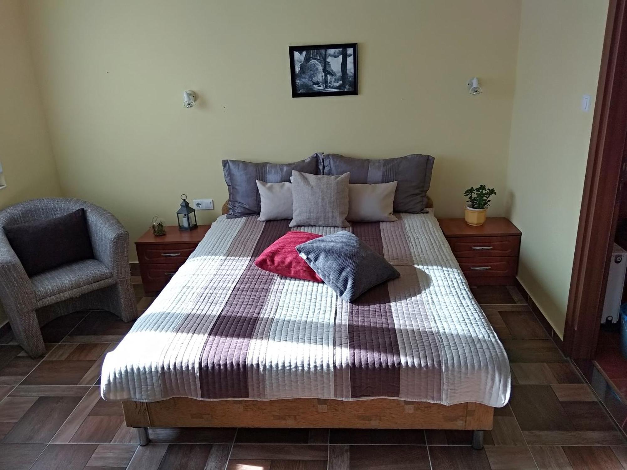 Yellow Apartmanhaz Bük 外观 照片